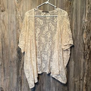 Off-White Lace Kimono